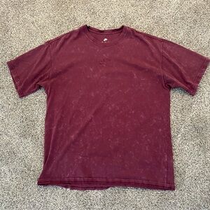Nike Men's Burgundy Short Sleeve Tee szmed Loose fit great condition